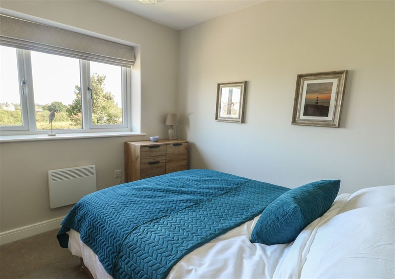 One of the 3 bedrooms (photo 4) at 36 Parc Delfryn, Brynteg near Benllech