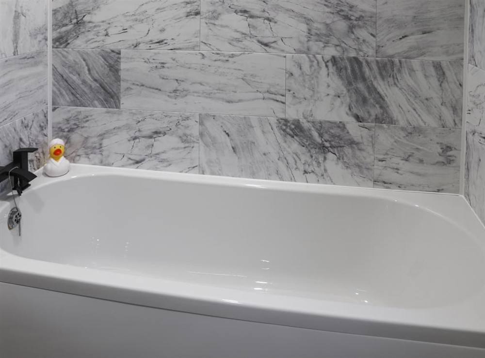 Bathroom (photo 3) at 38 at the Sanctuary Lodges in Rhosfawr, near Pwllheli, Gwynedd