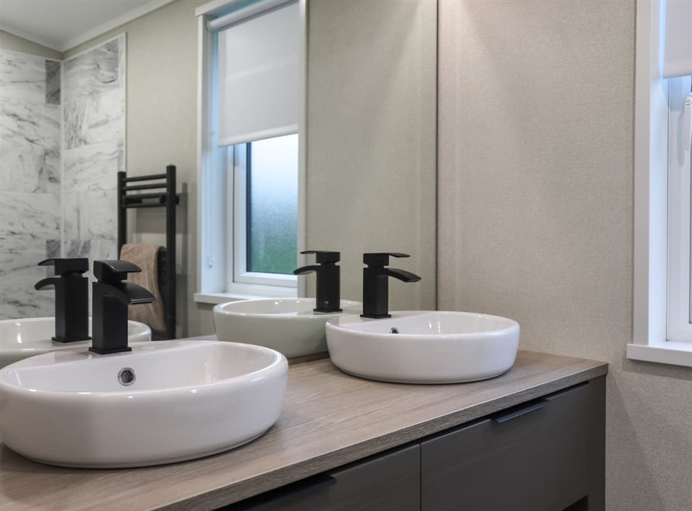 Bathroom at 38 at the Sanctuary Lodges in Rhosfawr, near Pwllheli, Gwynedd