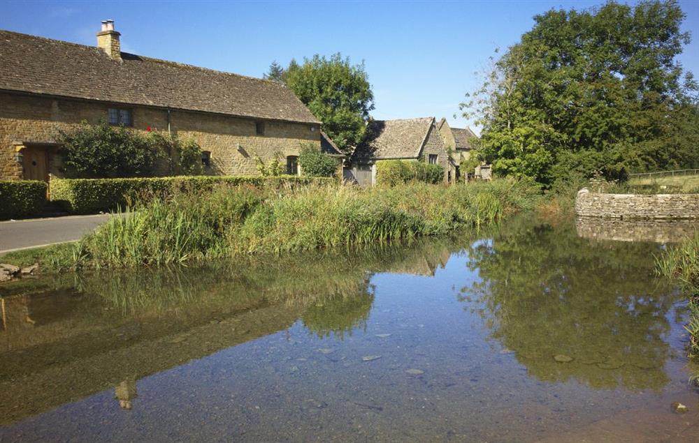 Lower Slaughter is one of the Cotswoldfts most idyllic villages