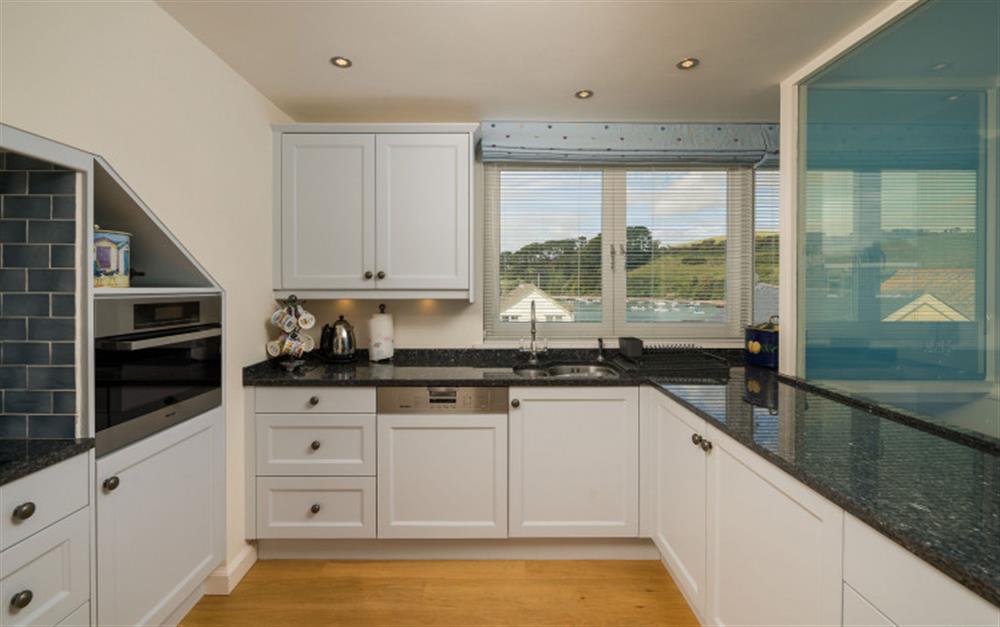 The kitchen at 3A Island Terrace in Salcombe