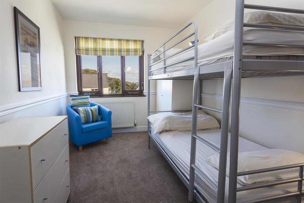 Bunk bedroom at 4 Armada Apartments in Hope Cove, Kingsbridge