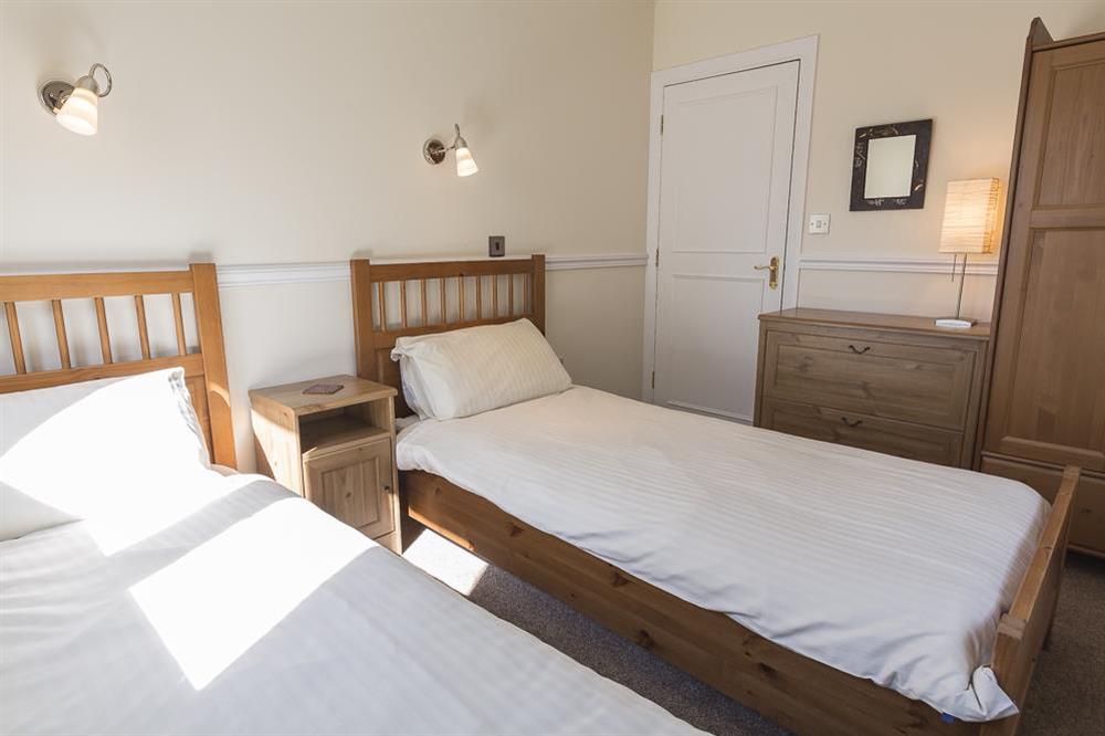 Twin beds at 4 Armada Apartments in Hope Cove, Kingsbridge