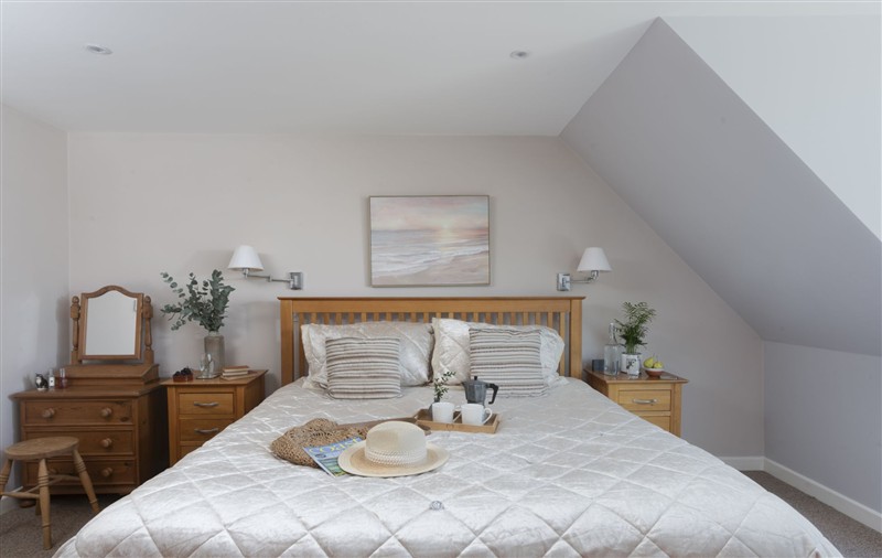 This is a bedroom at 4 Glendorgal Sands, Cornwall