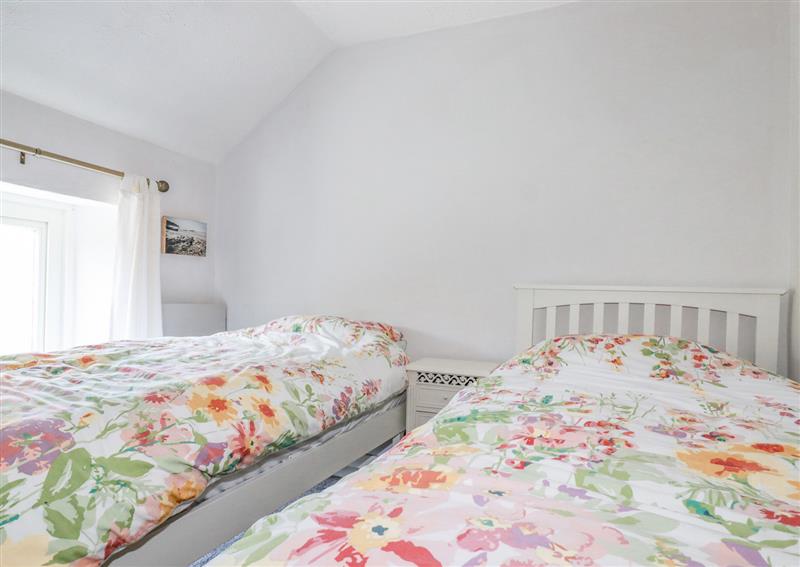 One of the 2 bedrooms (photo 2) at 4 Greenbank Terrace, St Dennis