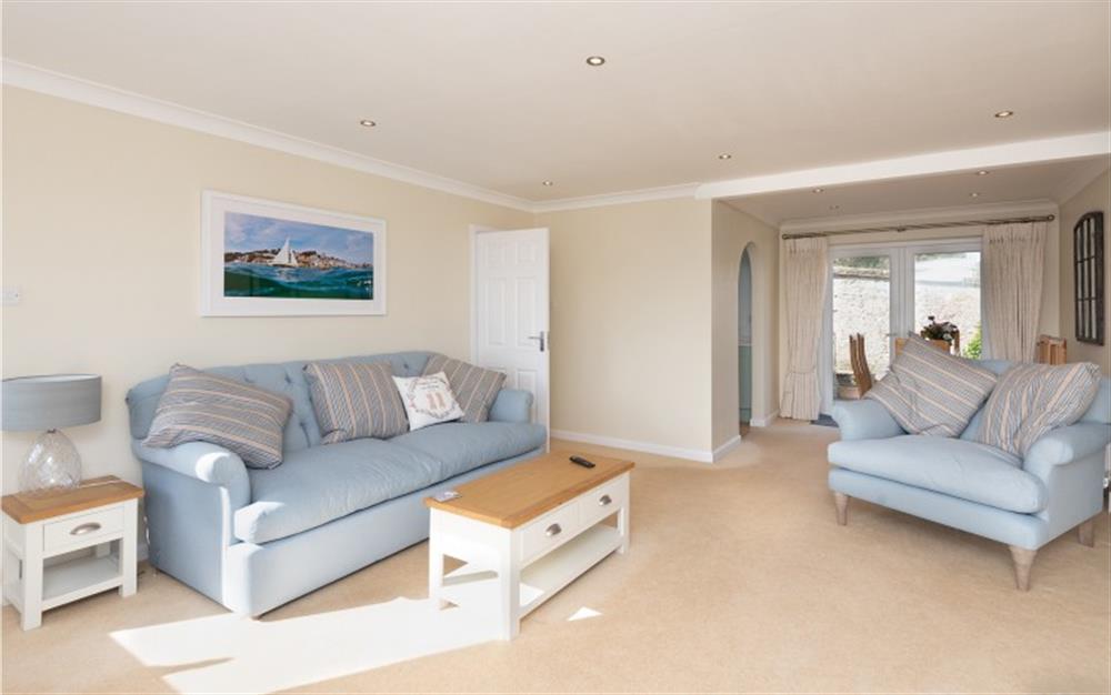 Another look at the lounge (photo 2) at 4 Lakeside in Salcombe