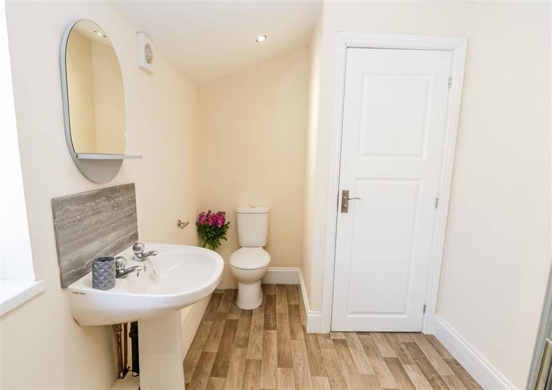 The bathroom at 4 Normanby Terrace, Whitby