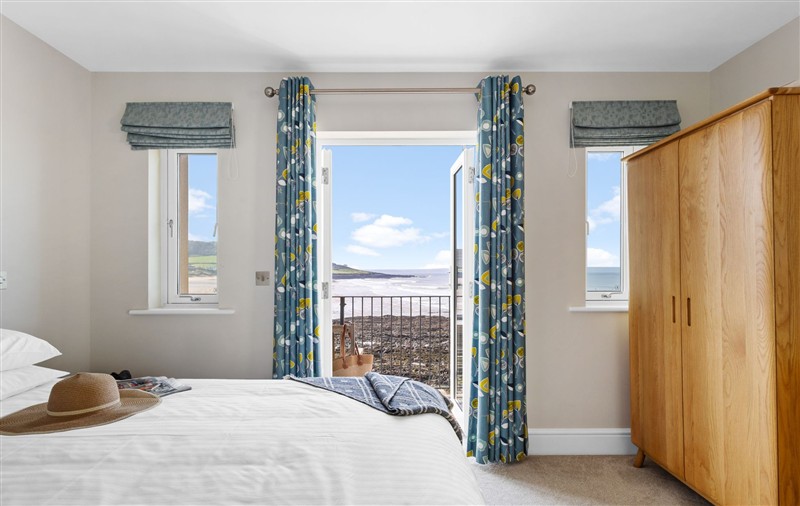 One of the bedrooms at 4 Out Of The Blue, Devon