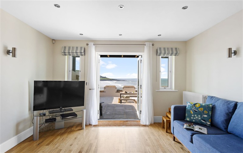 This is the living room at 4 Out Of The Blue, Devon