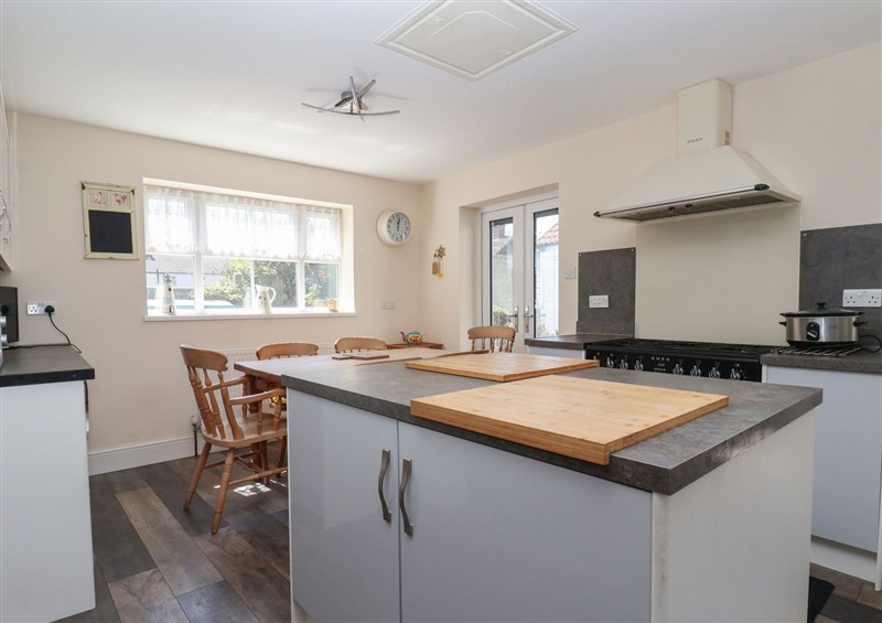 The kitchen (photo 2) at 4 Queen Street, Withernsea