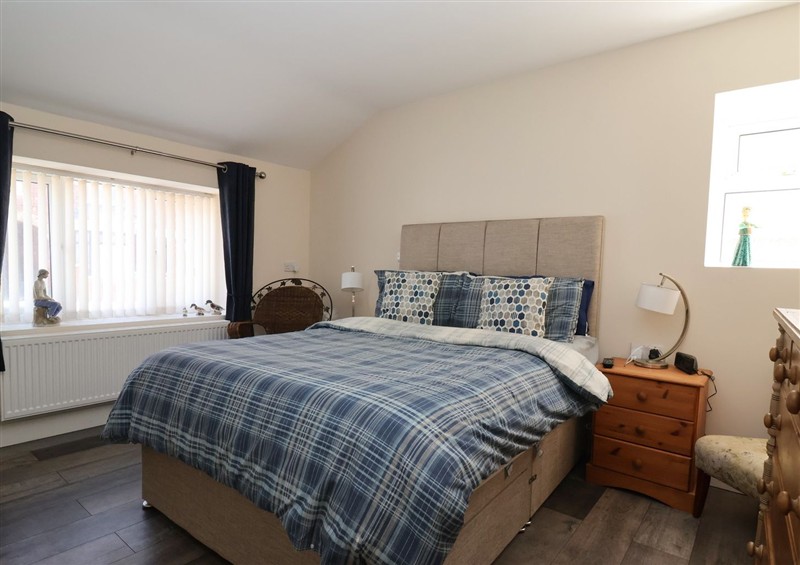 This is the bedroom at 4 Queen Street, Withernsea