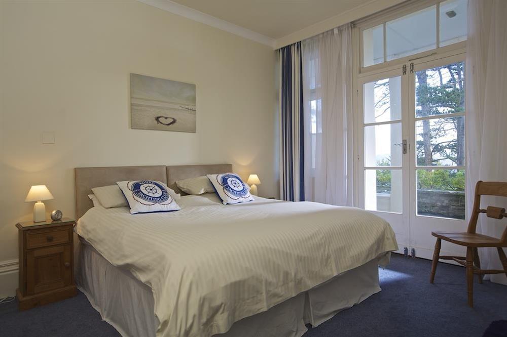 Master bedroom with super-King size bed (can be split into twin beds on request), at 4 Ringrone in , Salcombe