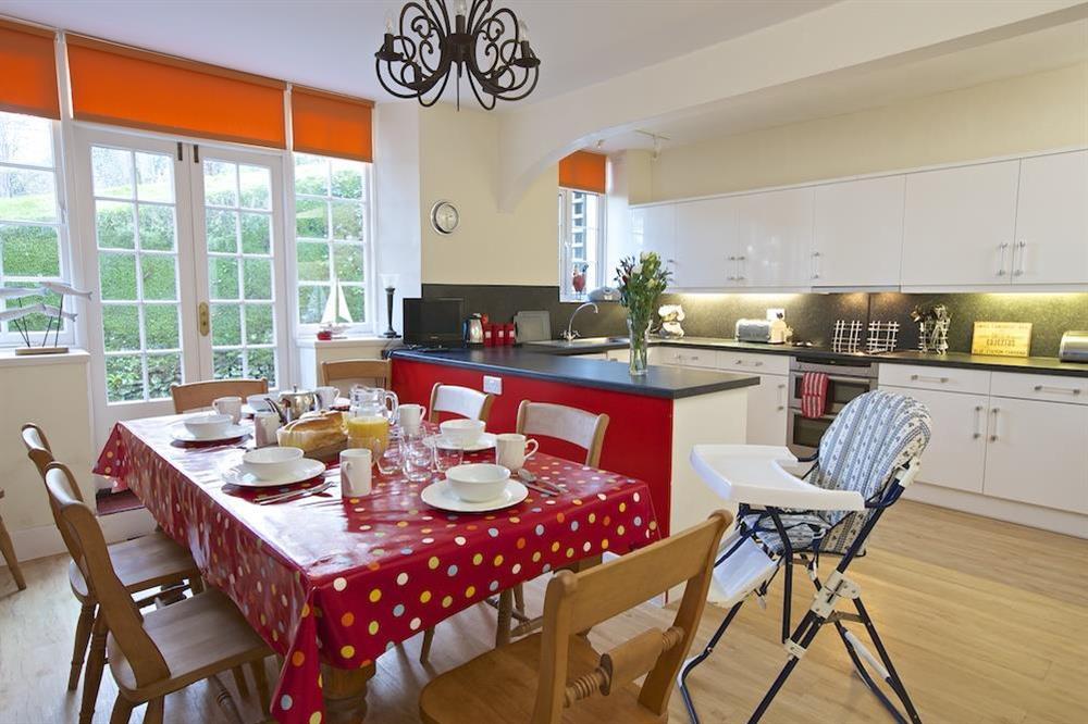 Open plan kitchen/dining area at 4 Ringrone in , Salcombe
