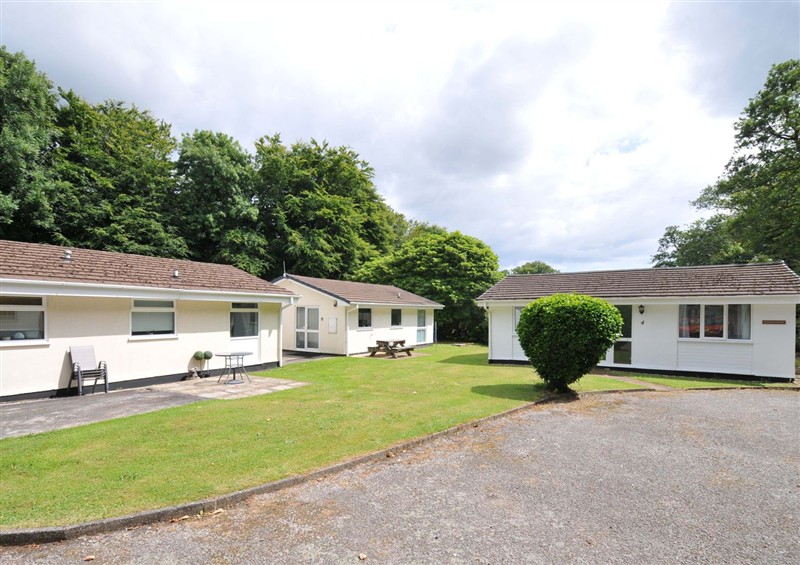 This is the setting of 4 Rosecraddoc Lodge Holiday Bungalows at 4 Rosecraddoc Lodge Holiday Bungalows, Liskeard