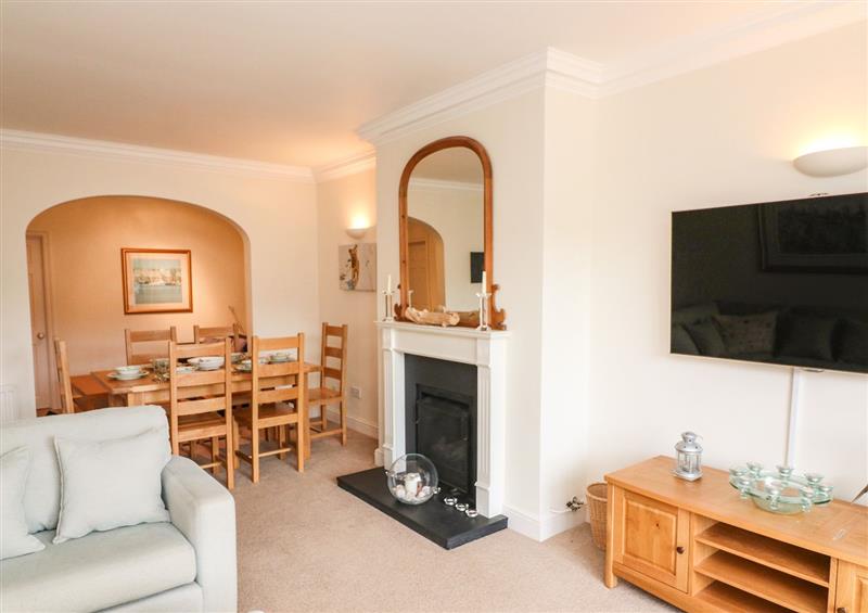 Relax in the living area (photo 2) at 4 St Elmo Court, Salcombe