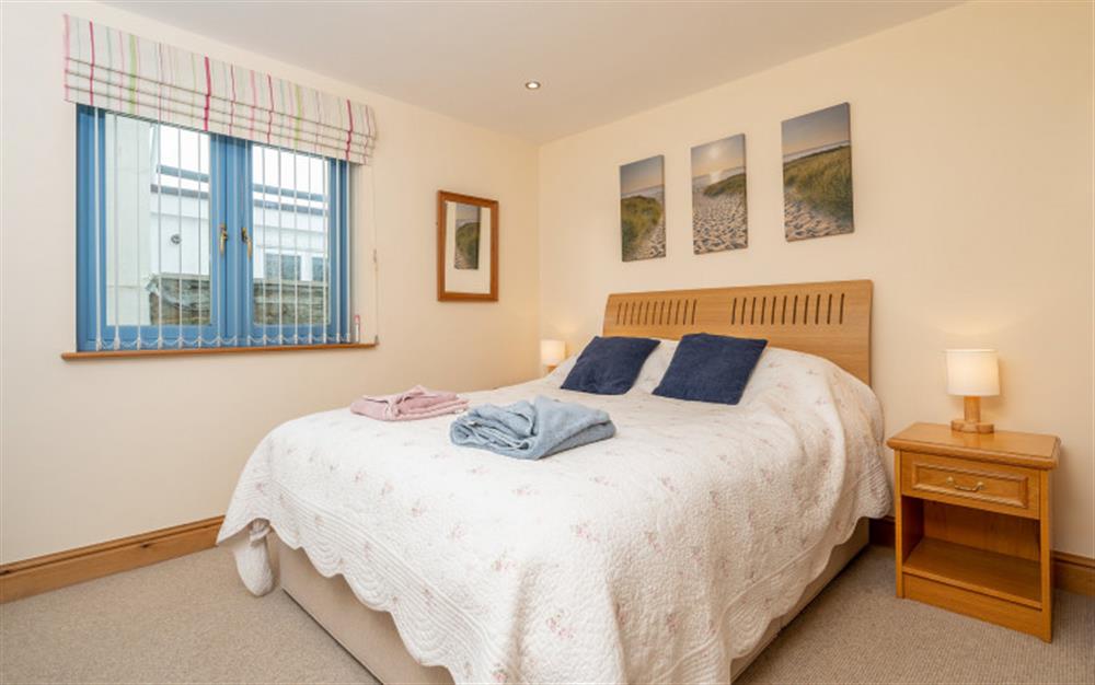 The double bedroom with 5ft bed at 4 The Malt in Kingsbridge