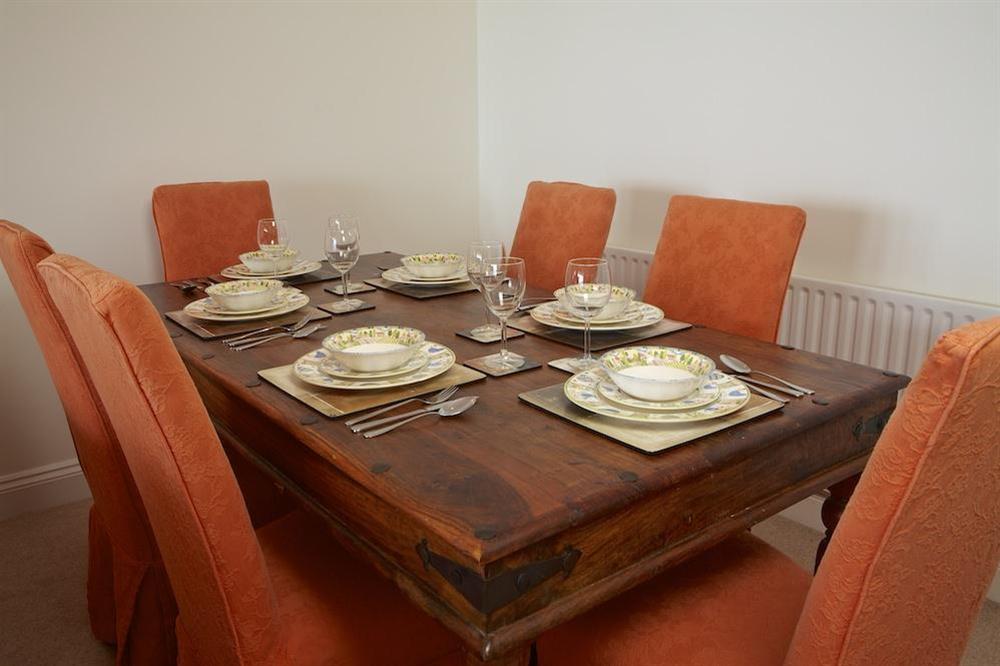 Dining area at 4 Thurlestone Rock Apartments in Thurlestone Sands, Kingsbridge