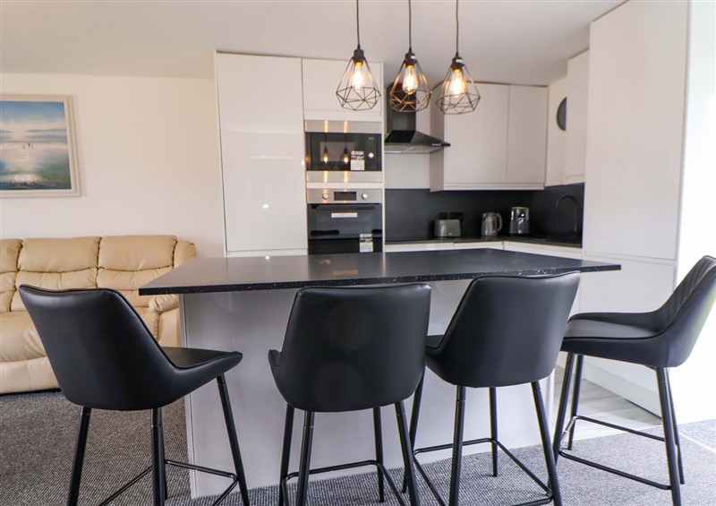 The dining room at 4 Willow Grove - Freehold, Talacre