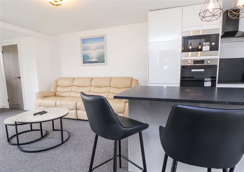 The living room (photo 3) at 4 Willow Grove - Freehold, Talacre