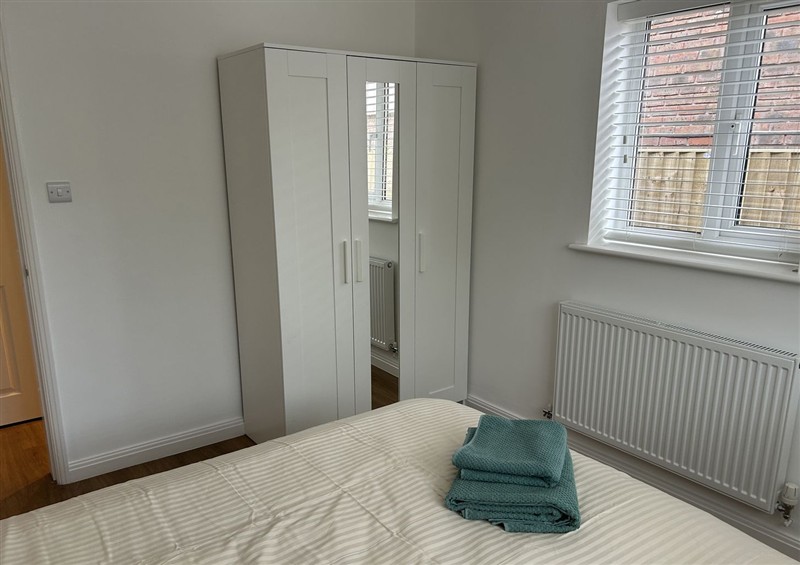 One of the bedrooms (photo 2) at 40 Gloddaeth View, Penrhyn Bay