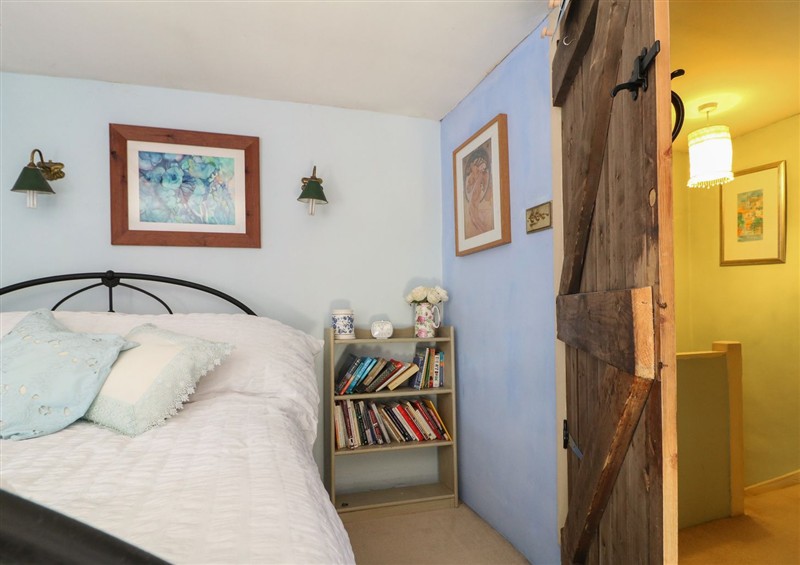 Bedroom (photo 2) at 40 Water Lane, Cromford
