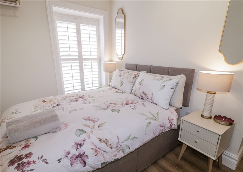 Bedroom (photo 2) at 41 Church view, Portstewart