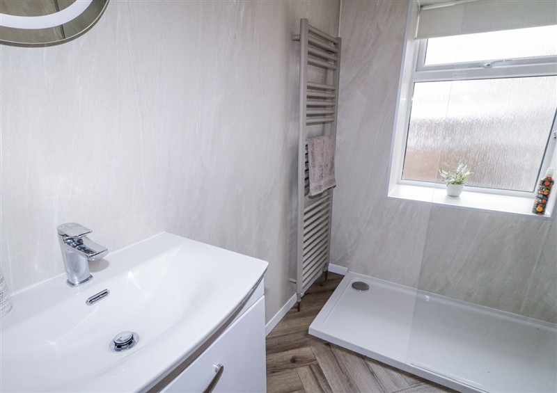 The bathroom at 41 Church view, Portstewart