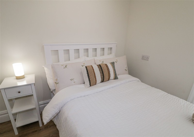 This is a bedroom (photo 3) at 41 Church view, Portstewart