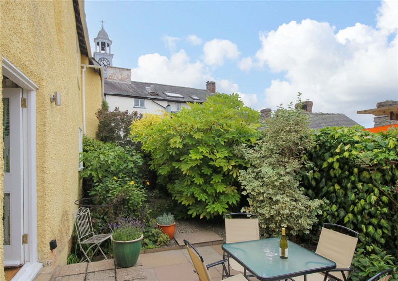 Enjoy the garden at 41 High Street, Bishops Castle