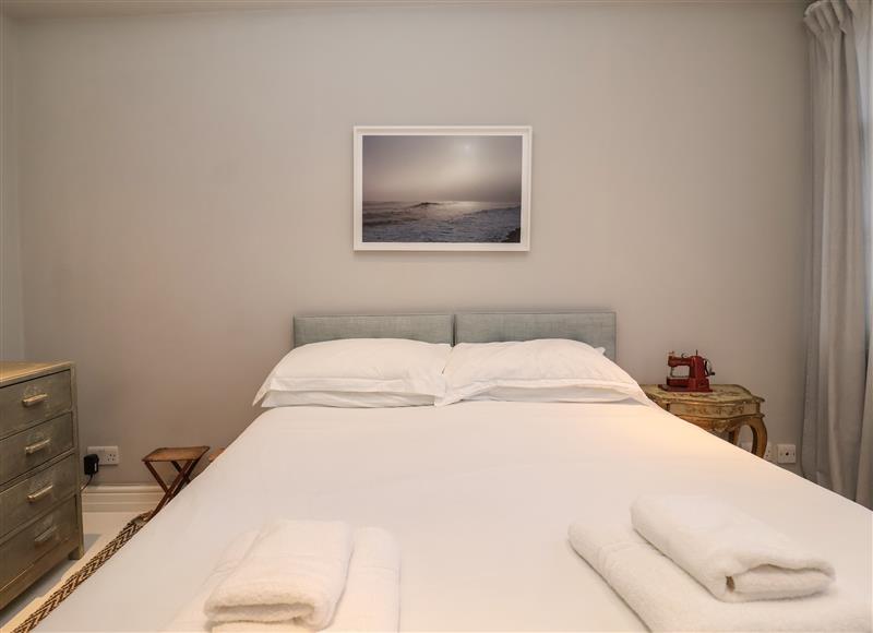 One of the 4 bedrooms (photo 2) at 42 Crag Path, Aldeburgh