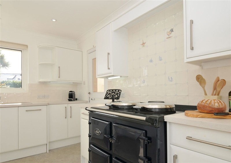 The kitchen (photo 3) at 42 Little Trelyn, Rock