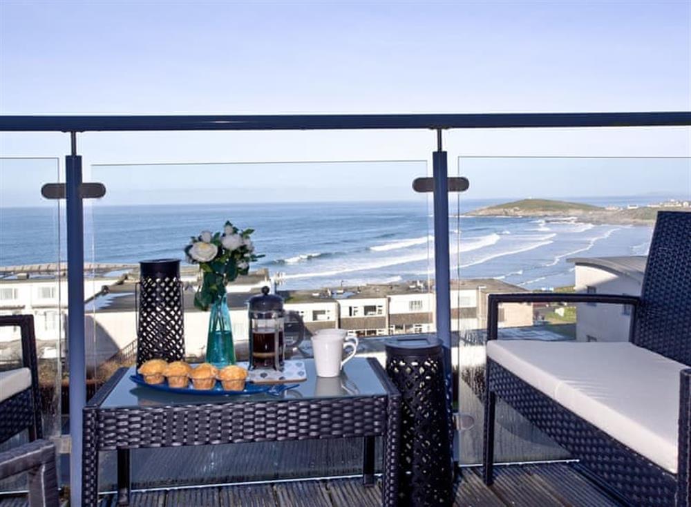 Balcony (photo 3) at 42 Ocean 1 in , Newquay
