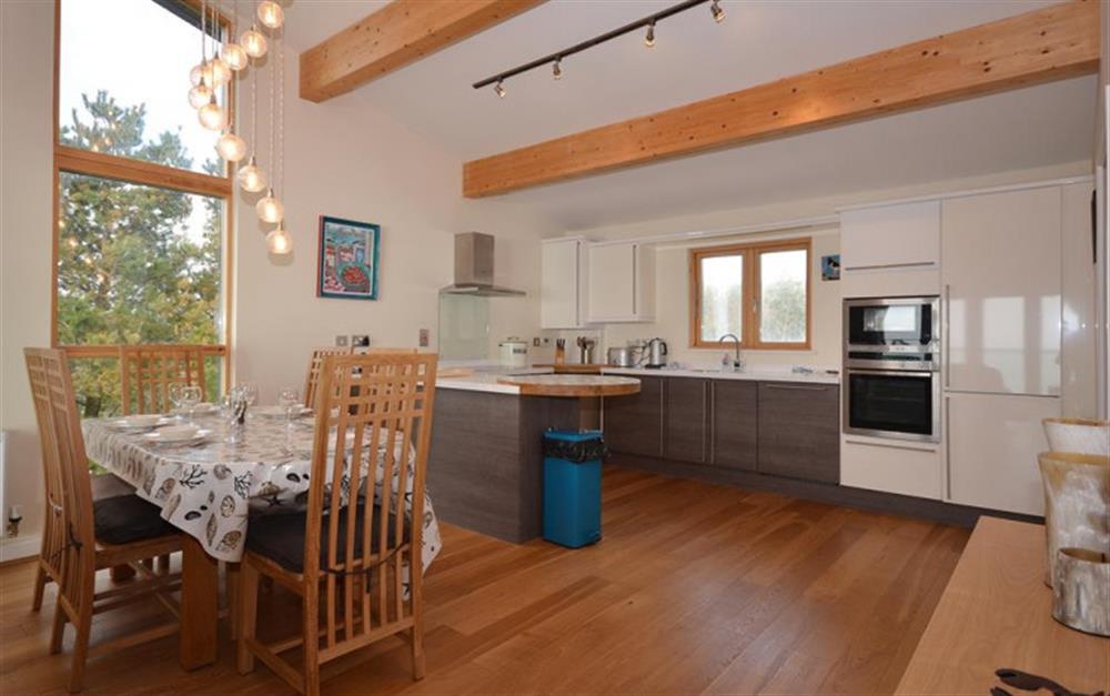 The kitchen and dining area at 42 Talland in Talland Bay