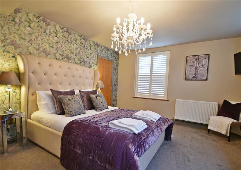 One of the 3 bedrooms (photo 2) at 43 Waddow View, Waddington near Clitheroe