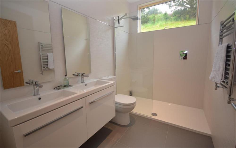 The en suite at 45 Talland in Talland Bay