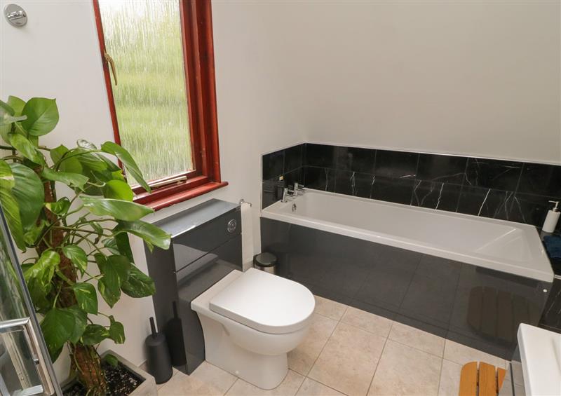 The bathroom at 46 Trevithick Court, Hayle