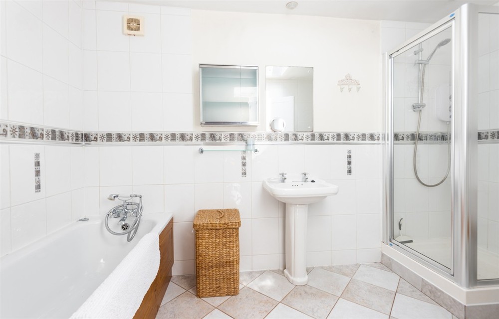 The bathroom at 5 Armada House in Hope Cove
