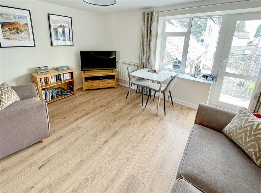 Open plan living space (photo 2) at 5 Balmoral House in Keswick, Cumbria