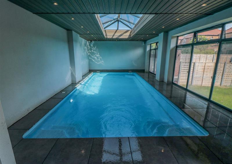Enjoy the swimming pool at 5 bed house, Bridlington