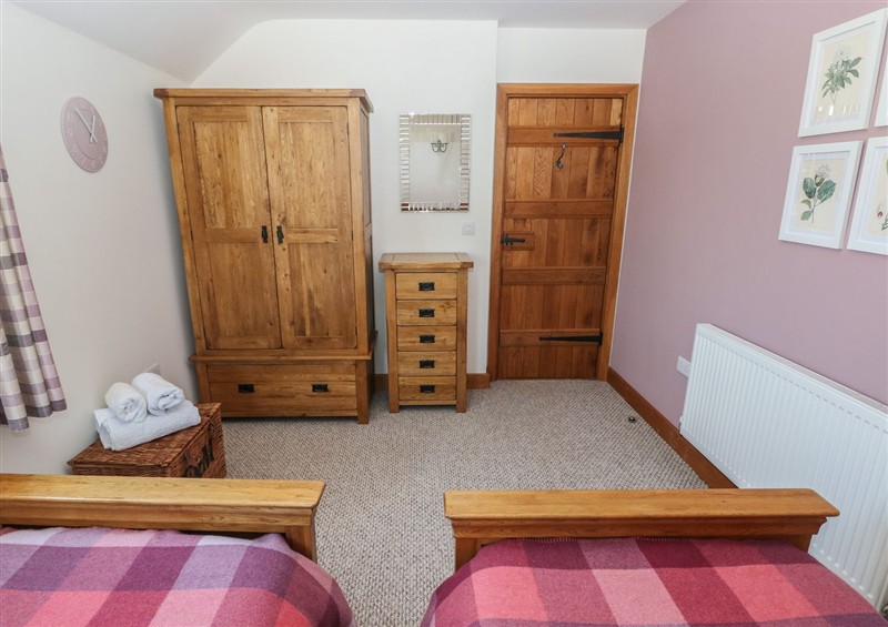 One of the bedrooms at 5 Cart-Tws Bach, St Davids