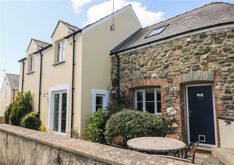 Outside at 5 Cart-Tws Bach, St Davids