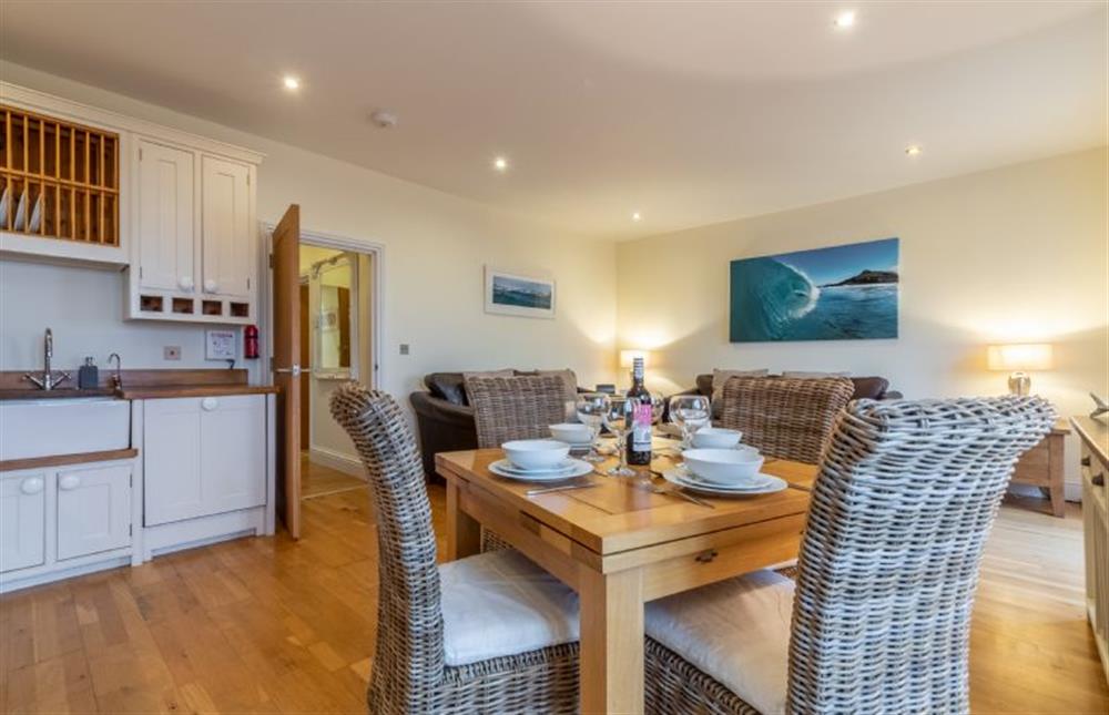 5 Fernhill, Cornwall: Open-plan sitting and kitchen area at 5 Fernhill, Carbis Bay