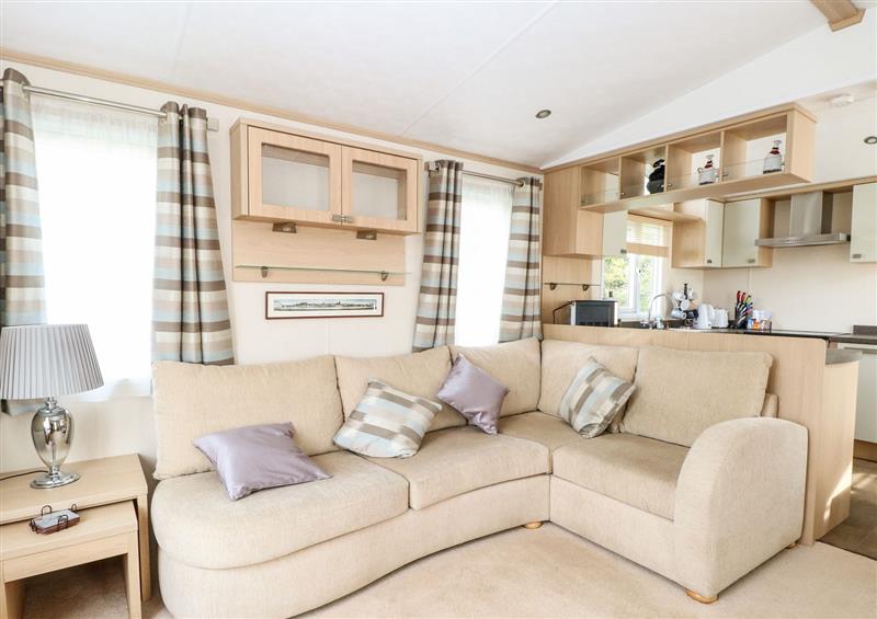 Relax in the living area at 5, Foxburrow Hang, Fritton near Belton