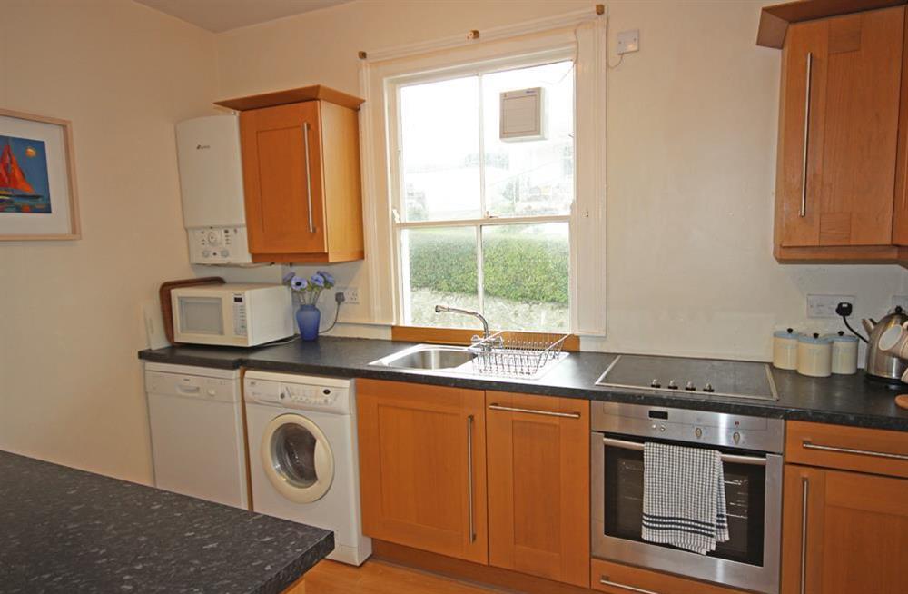 Well equipped kitchen at 5 Glenthorne House in , Salcombe