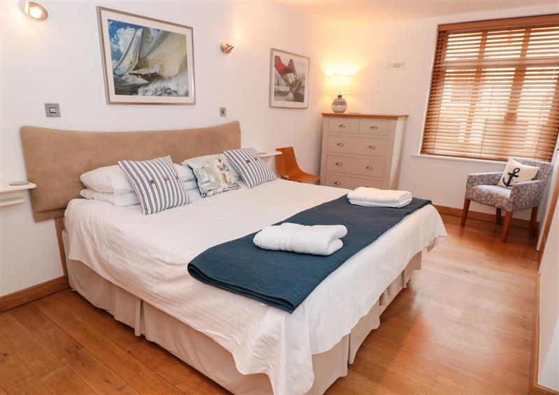 One of the 3 bedrooms at 5 Harbour Yard, Salcombe