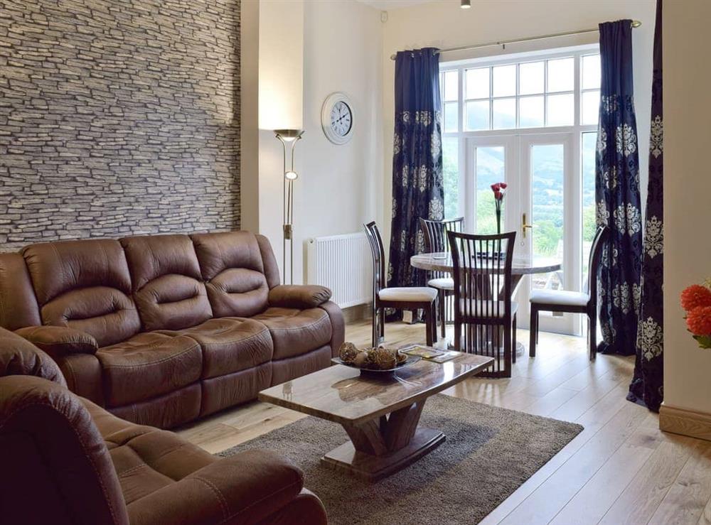 Stylish open-plan living area at 5 Ladstock Hall (Deluxe) in Keswick, Cumbria