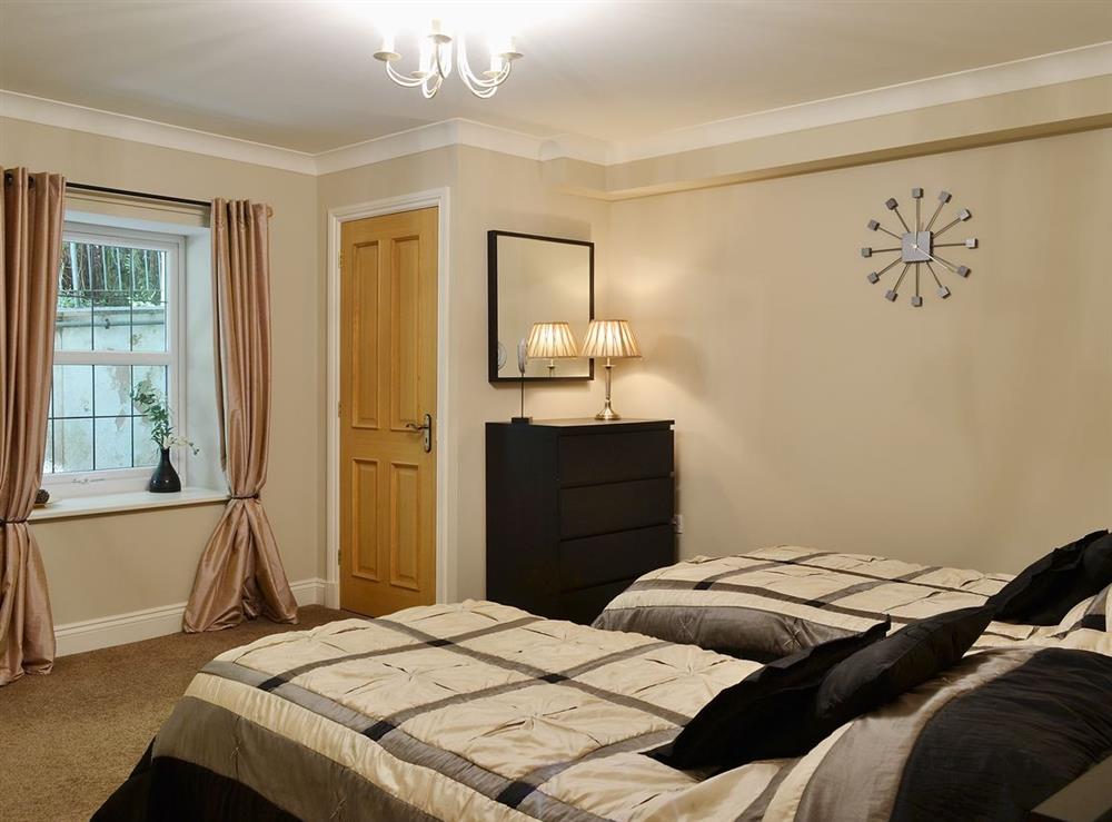 Twin bedroom at 5 Ladstock Hall (Deluxe) in Keswick, Cumbria