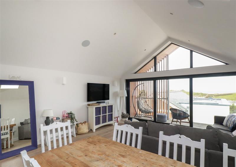 Relax in the living area at 5 Longshore, Newquay