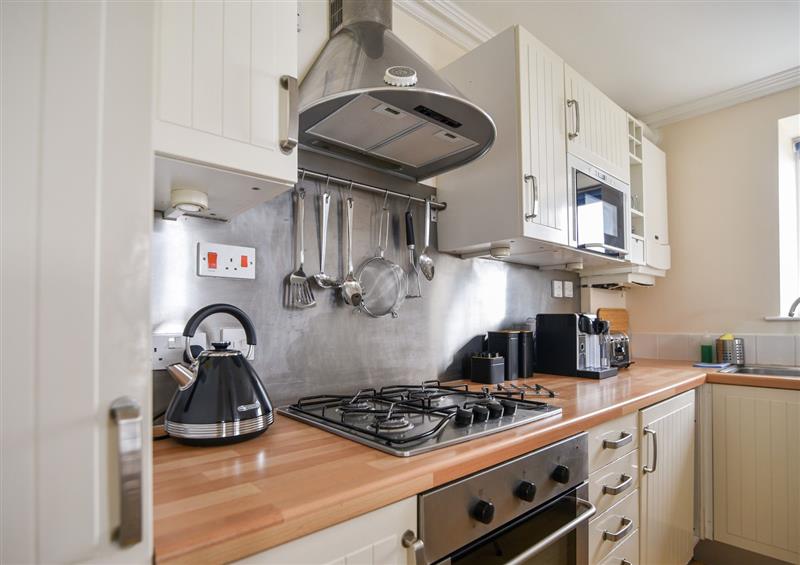The kitchen (photo 2) at 5 St Michaels House, Lyme Regis