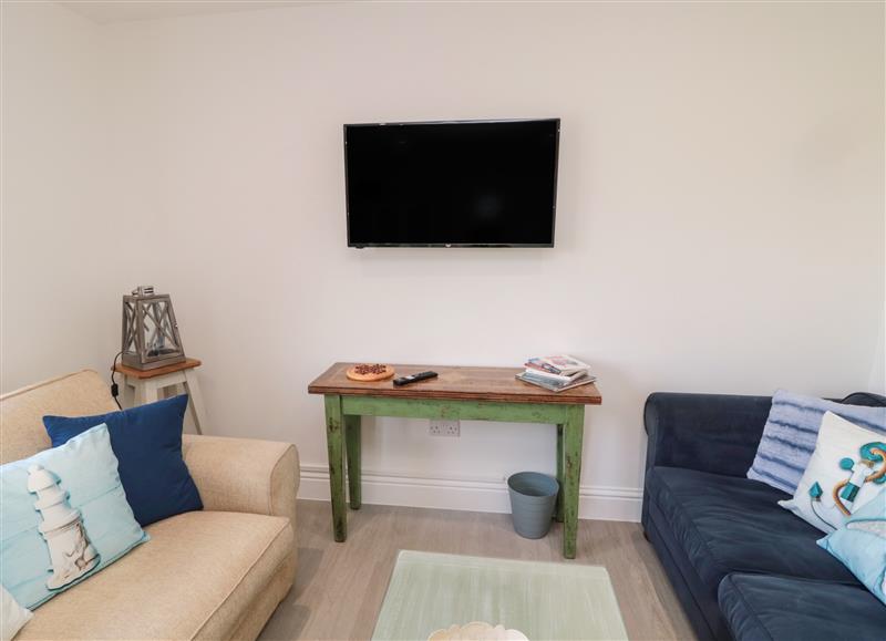 Enjoy the living room at 5 West Winds, Burnmouth
